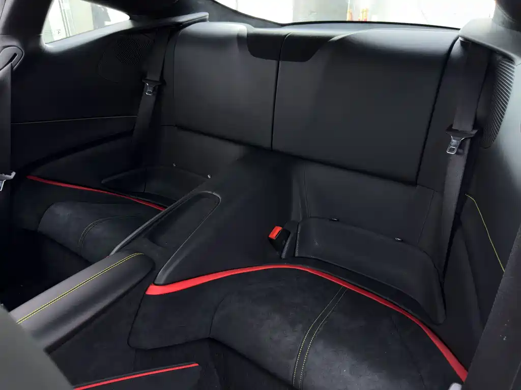 Ferrari Roma — миниатюра 28