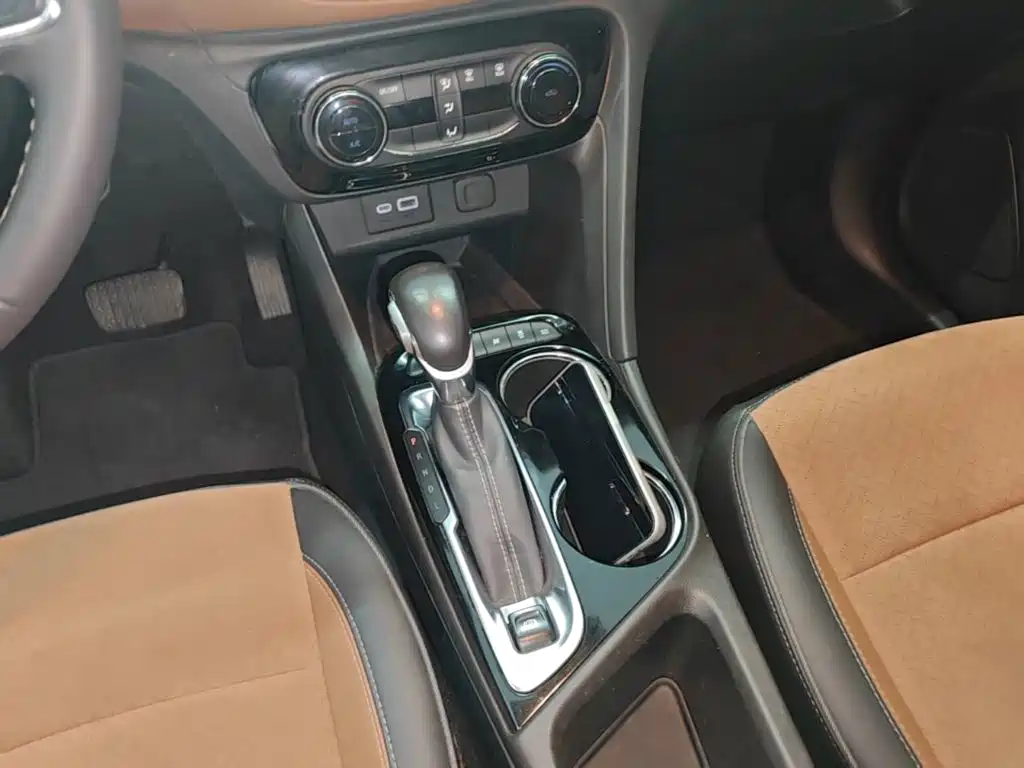 Buick Encore GX — миниатюра 14