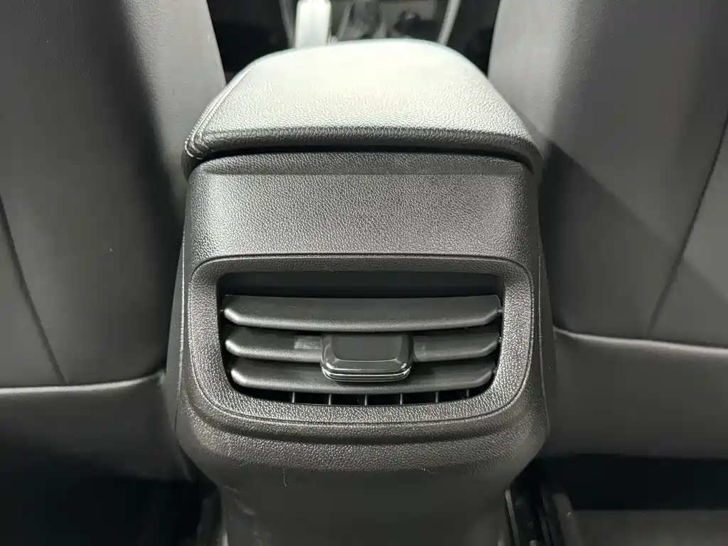 Buick Excelle — миниатюра 15