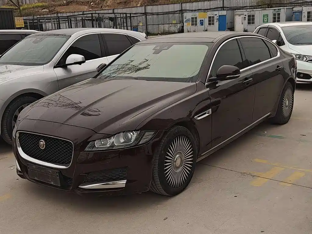Jaguar XFL 2021