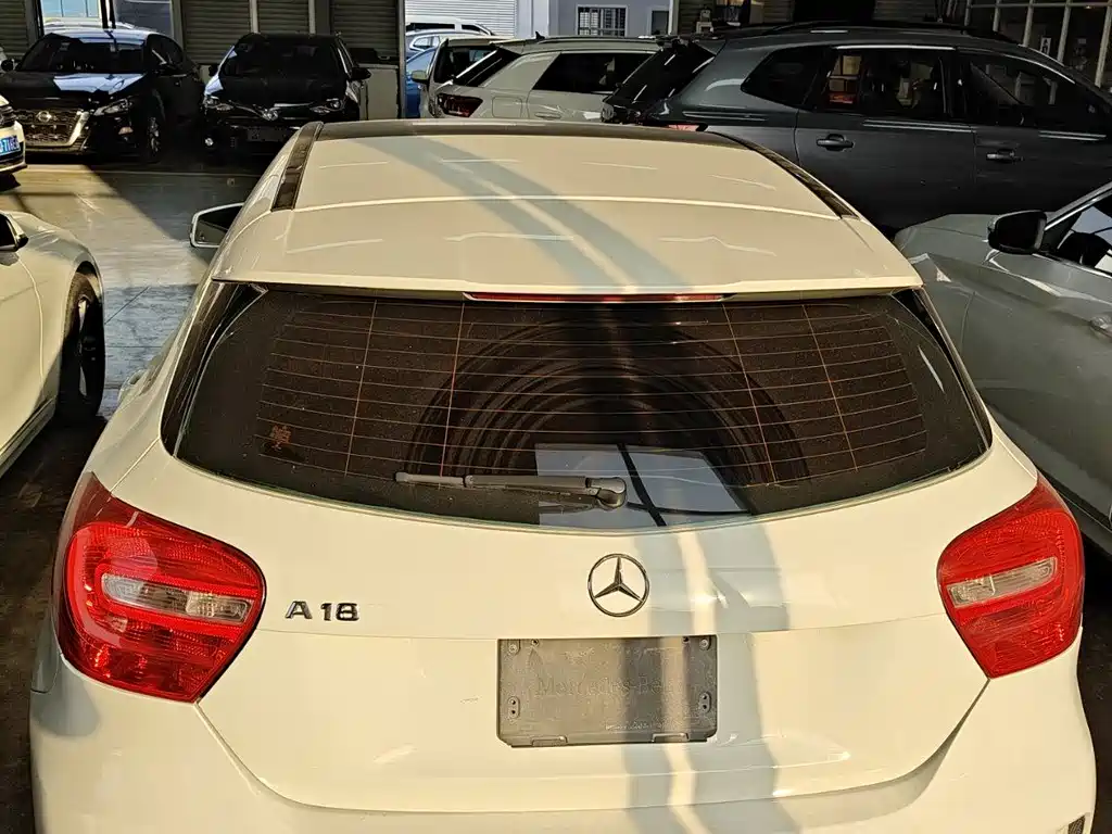 Mercedes-Benz A-Class (Import) — миниатюра 4