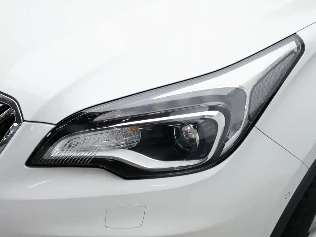 Buick Envision Plus — миниатюра 7