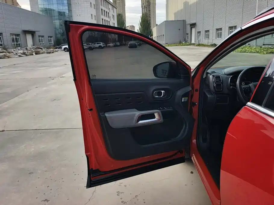 Citroen C5 AIRCROSS — миниатюра 7