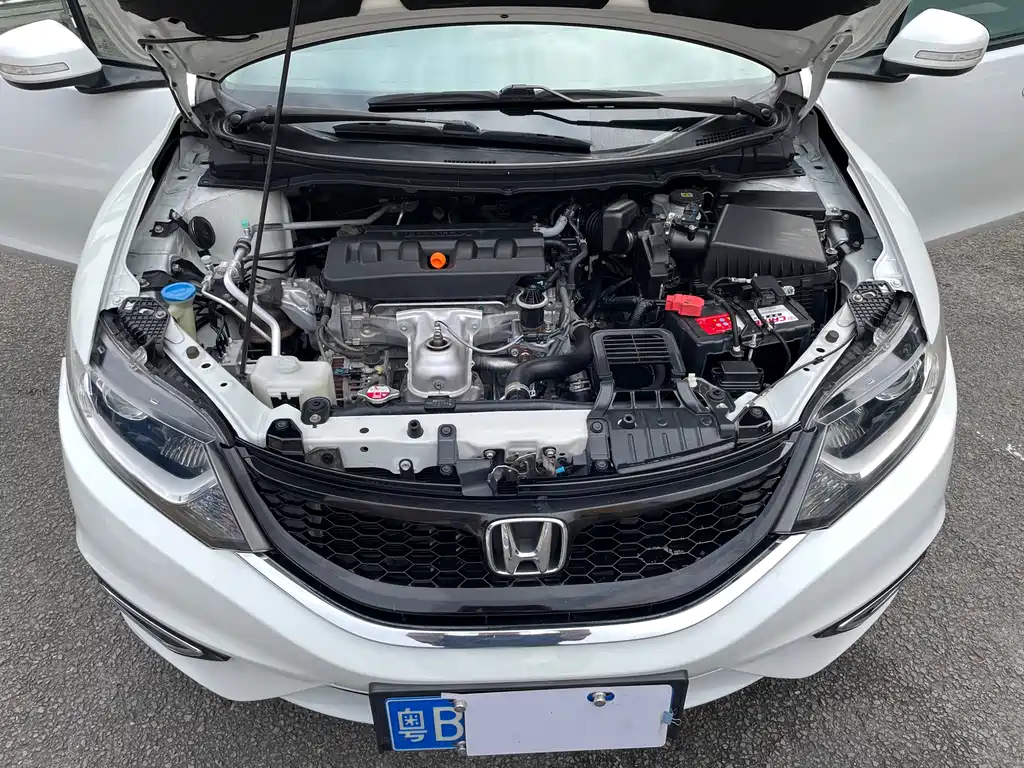 Honda Jade — миниатюра 5