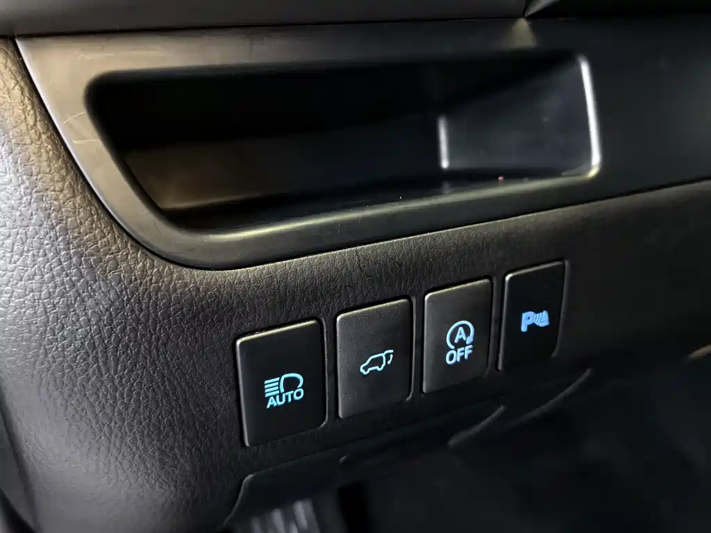 Toyota Highlander — миниатюра 16