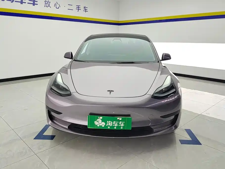 Tesla Model 3 — миниатюра 2
