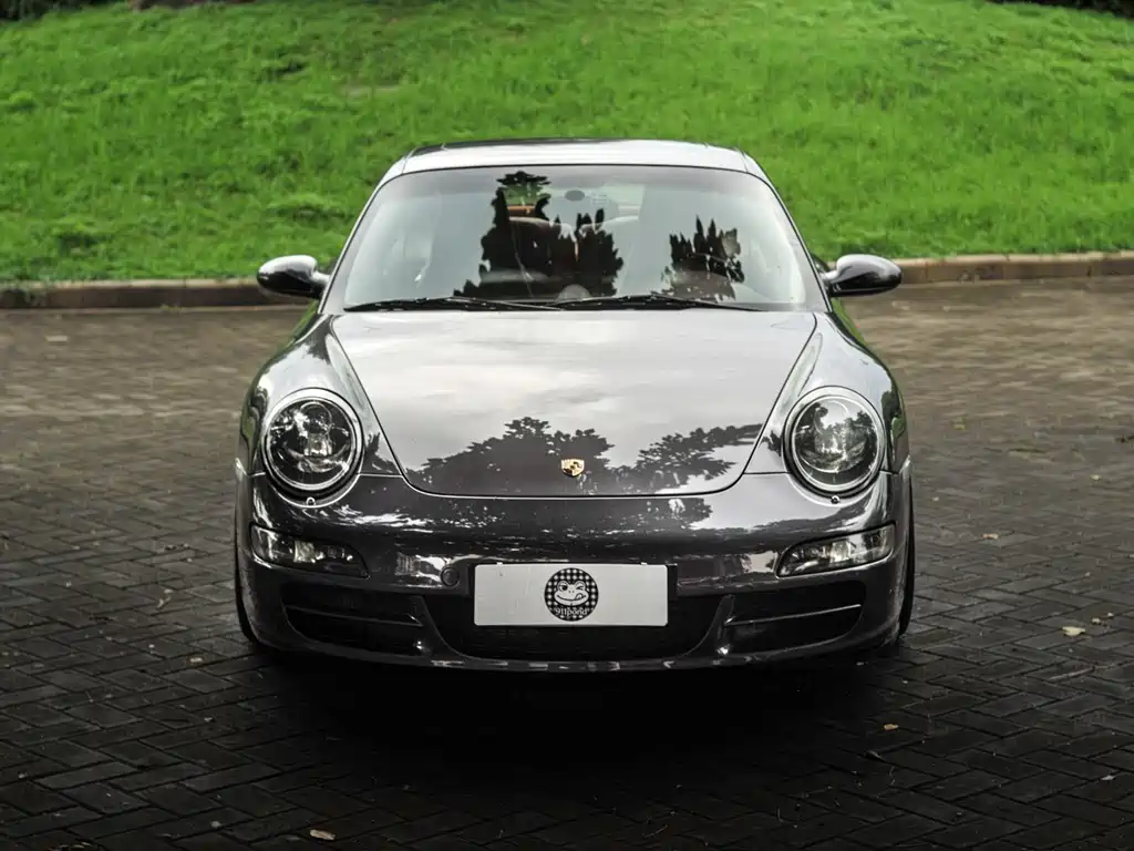 Porsche 911 2008 Carrera S 3.8L