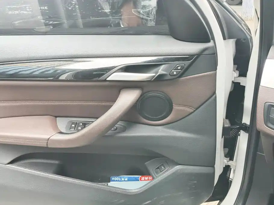 BMW X1 — миниатюра 6
