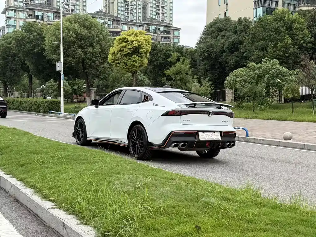 Changan UNI-V — миниатюра 17