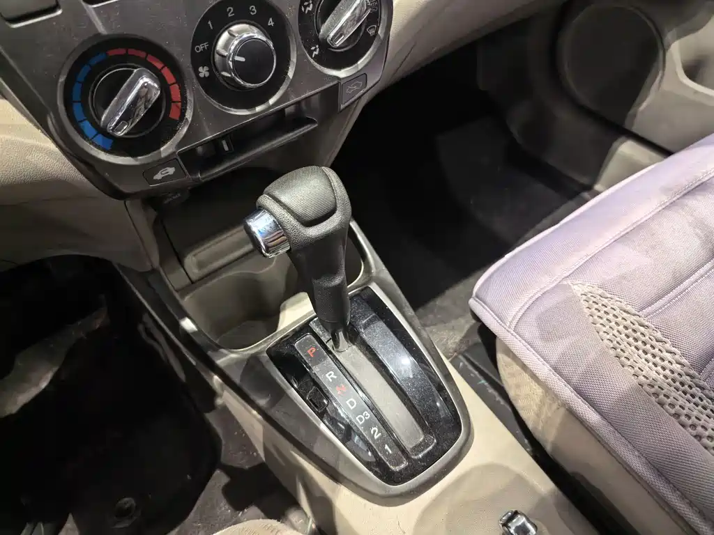 Honda City Classic — миниатюра 11