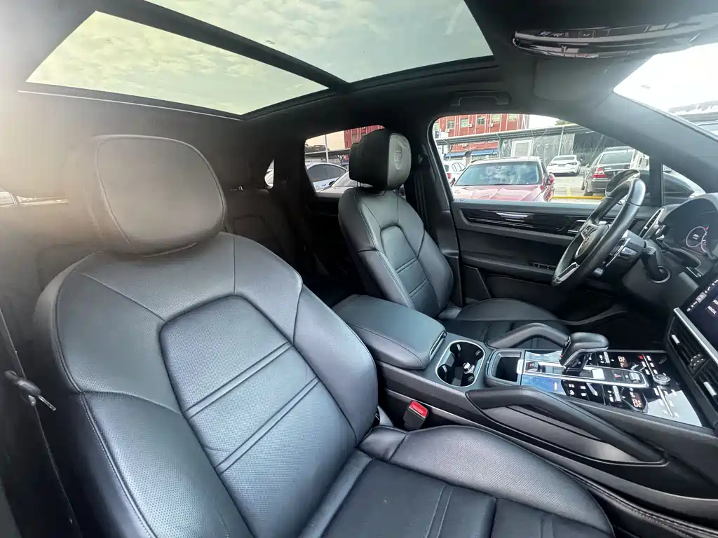 PORSCHE CAYENNE NEW ENERGY