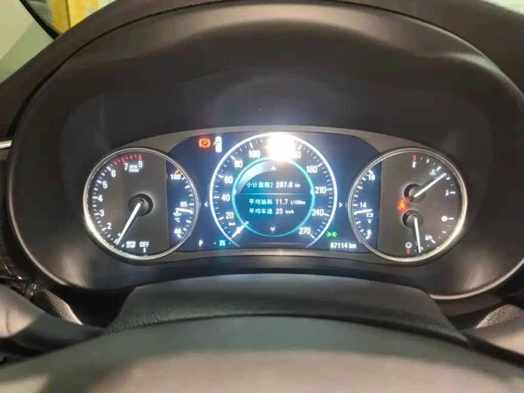 Buick Envision Plus — миниатюра 12