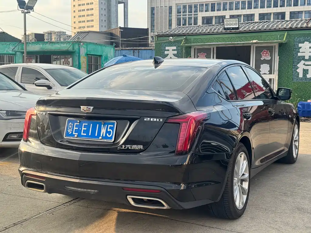 Cadillac CT5 — миниатюра 7
