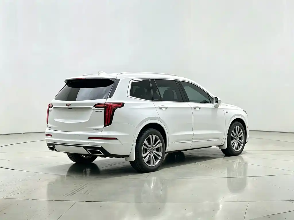 Cadillac XT6 — миниатюра 11