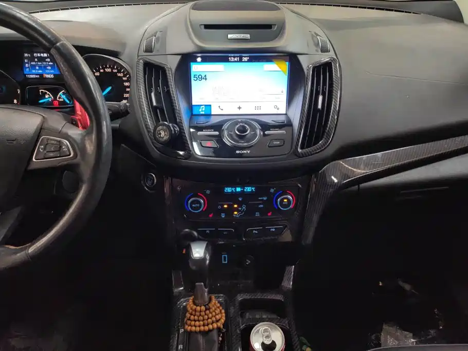 Ford Kuga — миниатюра 13