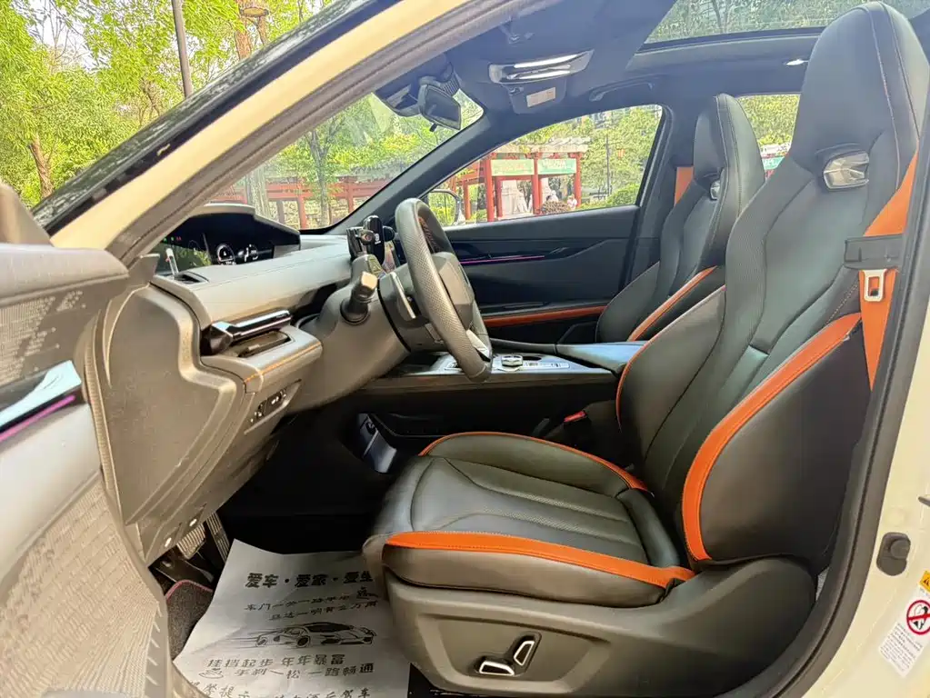 Changan UNI-V — миниатюра 5