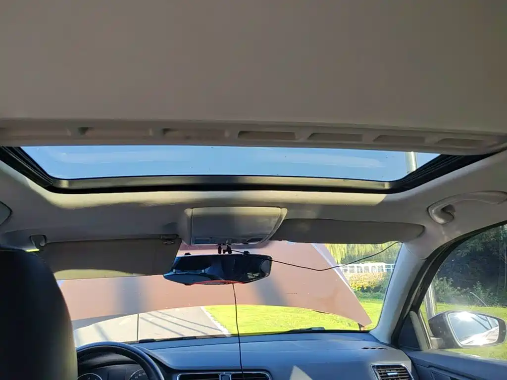 Volkswagen Cross Lavida — миниатюра 23