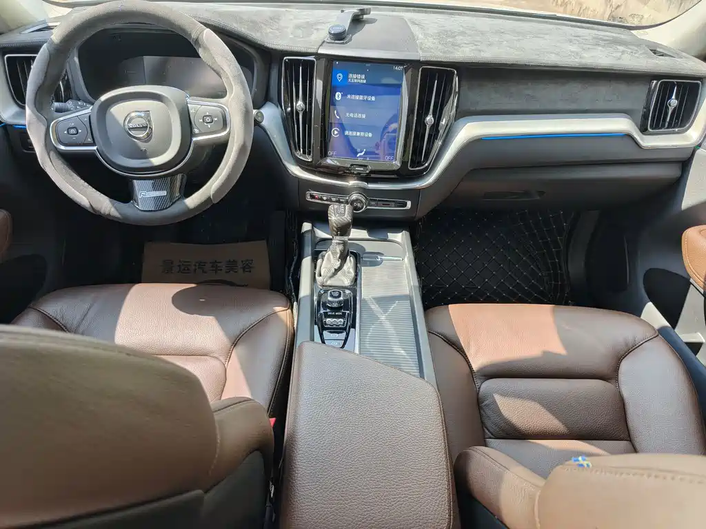 Volvo XC60 — миниатюра 10