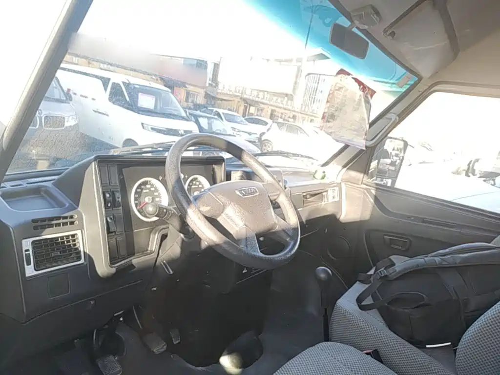 IVECO Daily — миниатюра 10
