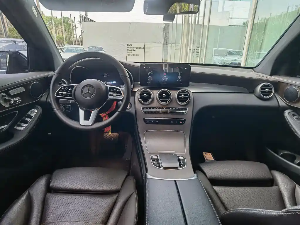 Mercedes-Benz GLC 2021 GLC 260 L 4MATIC Luxury
