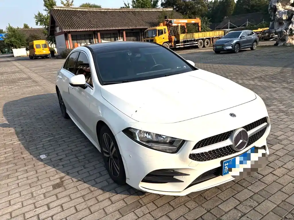 Mercedes-Benz A-Class — миниатюра 3