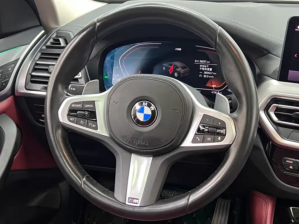BMW X4 — миниатюра 21