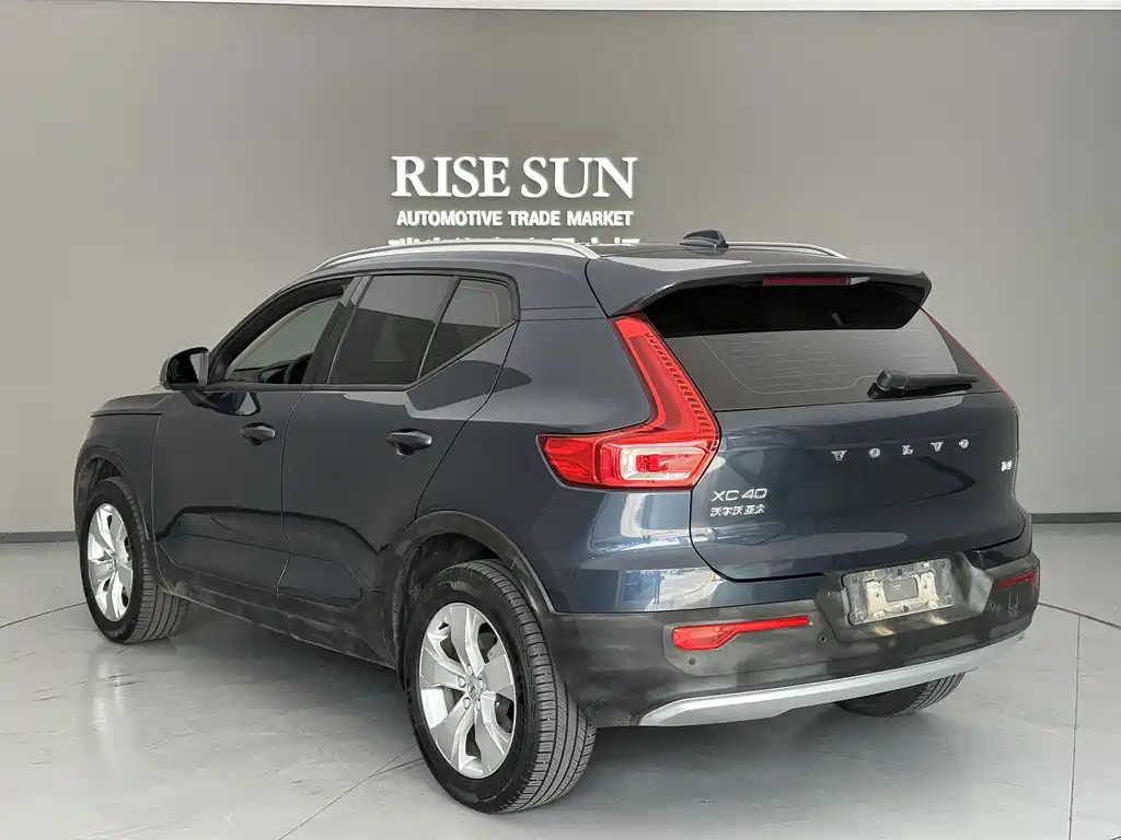 Volvo XC40 — миниатюра 6