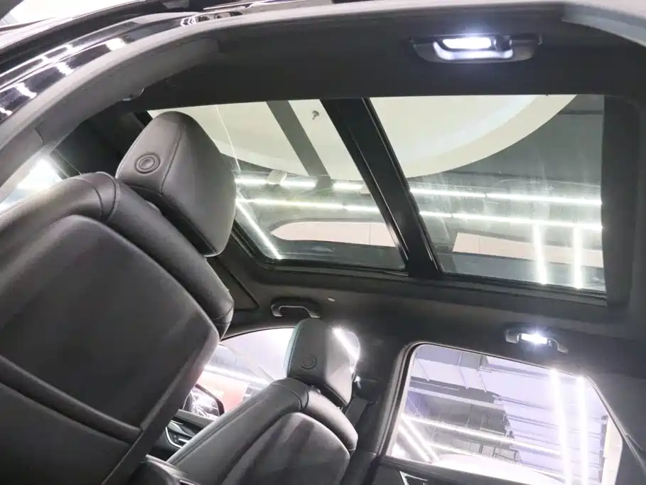 Cadillac XT5 — миниатюра 17