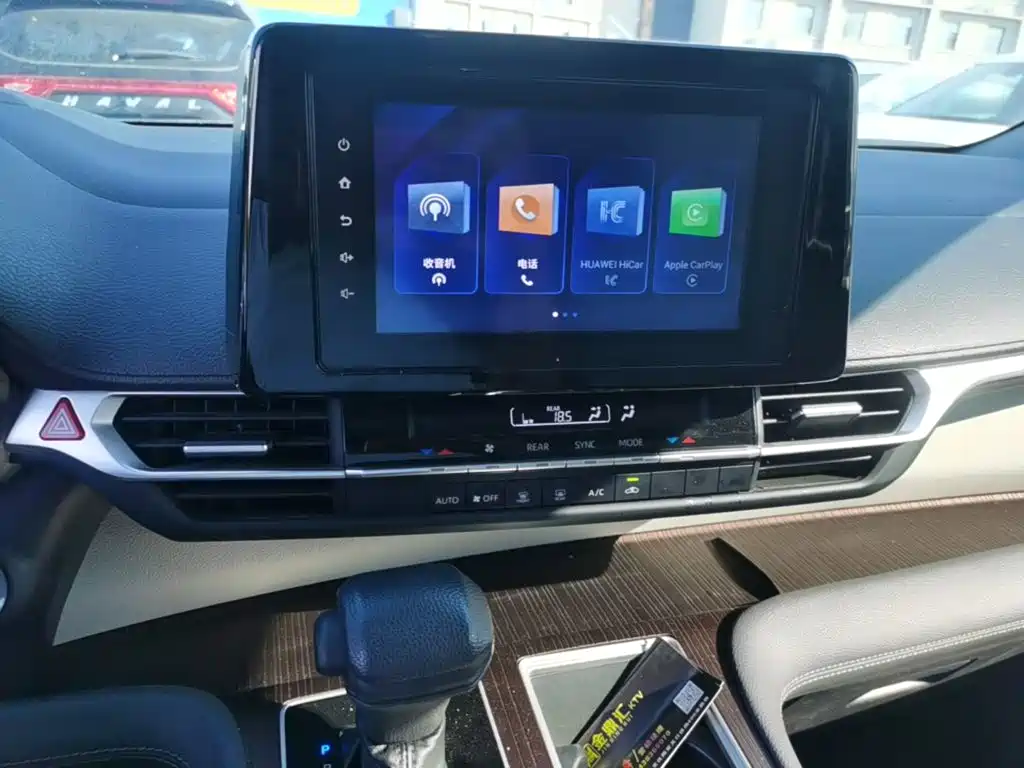 Toyota Sienna — миниатюра 13