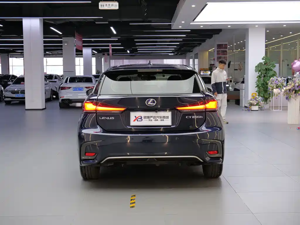 LEXUS CT