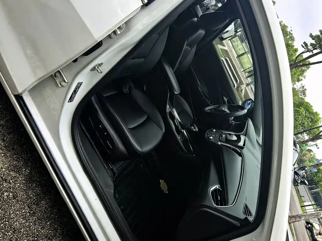 Chevrolet Malibu XL — миниатюра 14