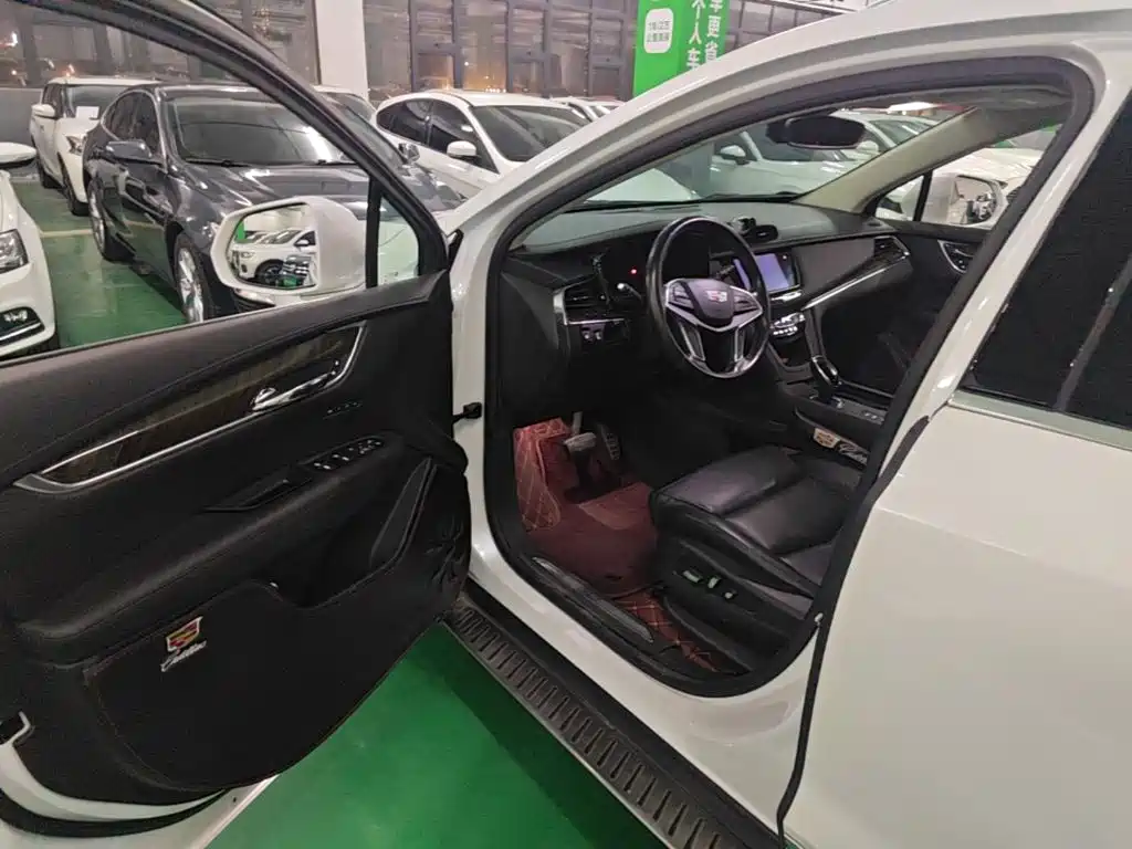 Cadillac XT5 — миниатюра 18