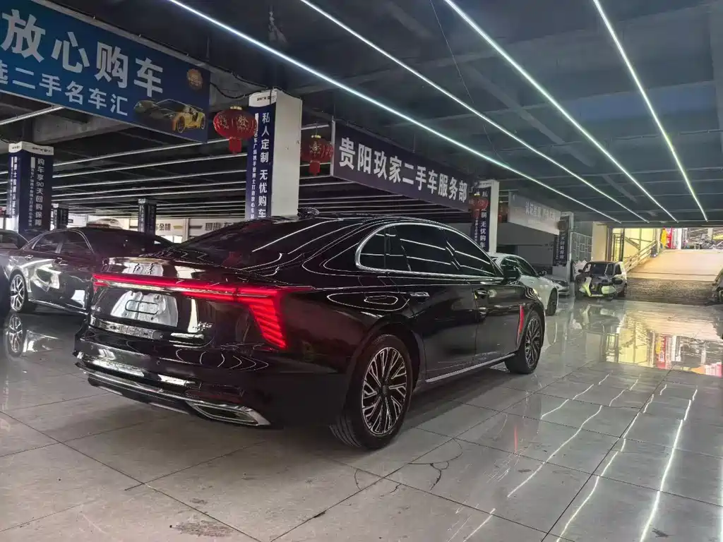Hongqi Hongqi H5 — миниатюра 7
