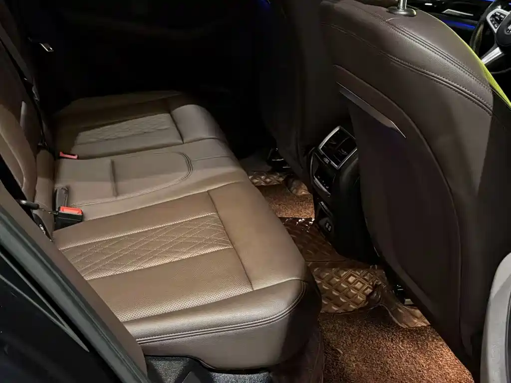 BMW X3 — миниатюра 5