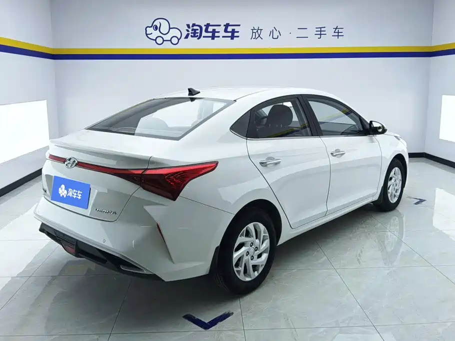 Hyundai Verna — миниатюра 3