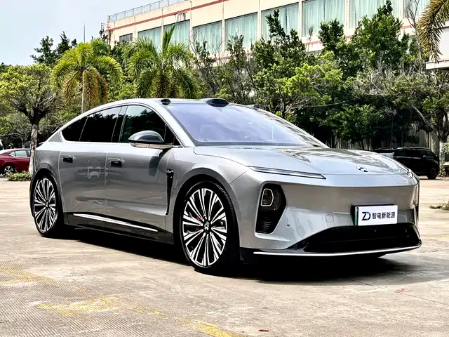 NIO NIO ET9 2025