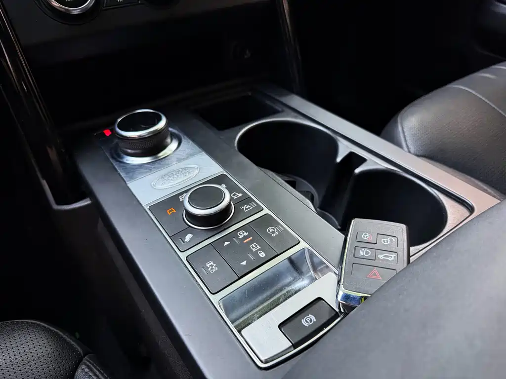 Land Rover Discovery - фото 10
