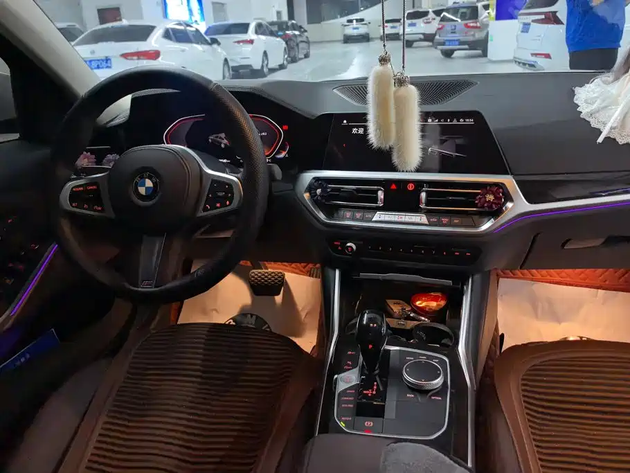 BMW 3 Series — миниатюра 12