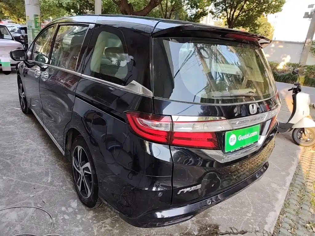 Honda Odyssey — миниатюра 5