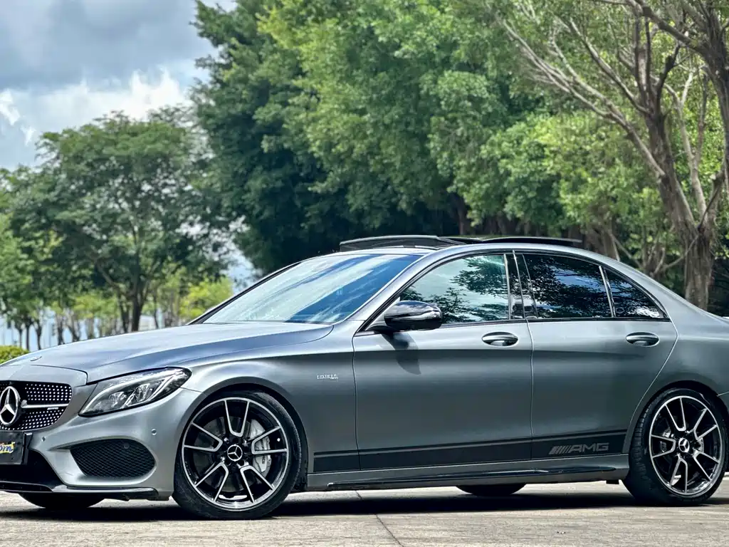MERCEDES-BENZ C CLASS AMG