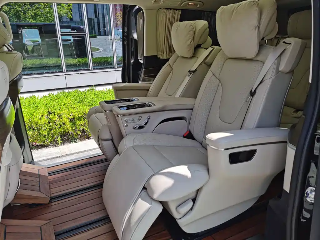 MERCEDES-BENZ V CLASS