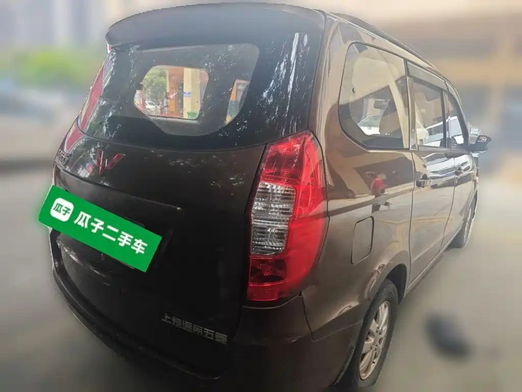 Wuling Hongguang — миниатюра 6