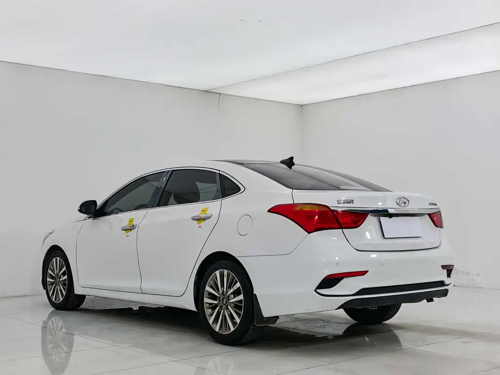 HYUNDAI NAME PICTURE