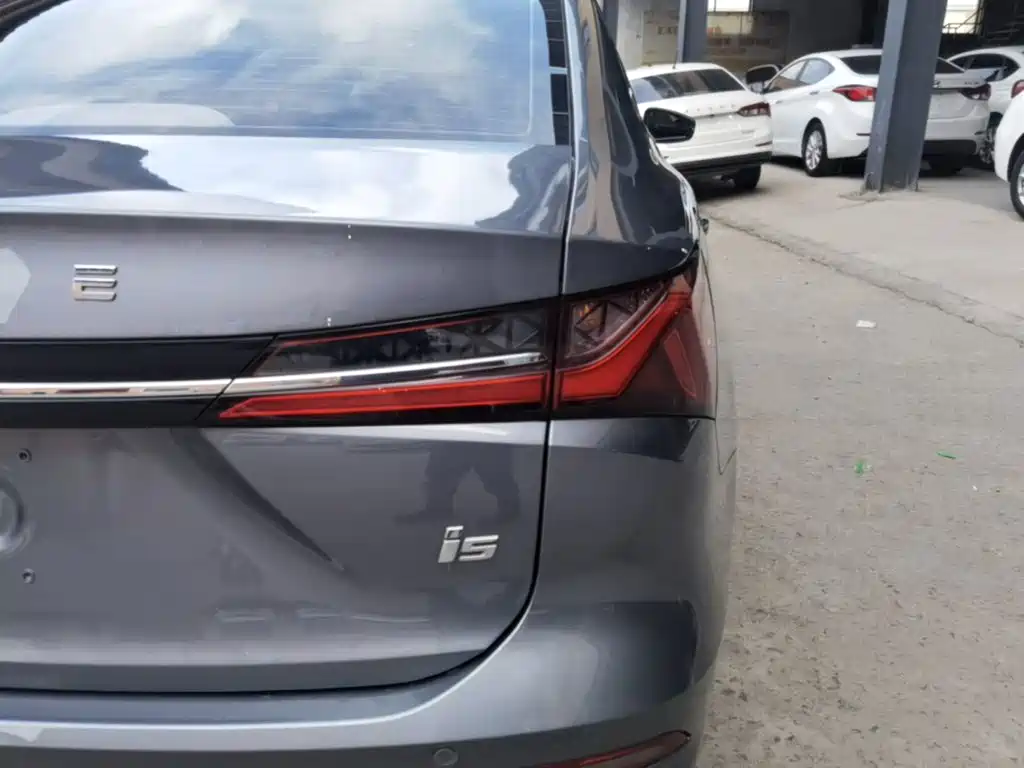 Roewe i5 — миниатюра 8