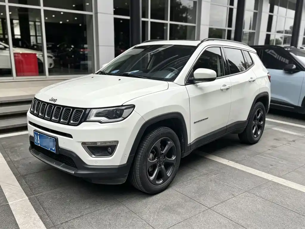 Купить Jeep Compass