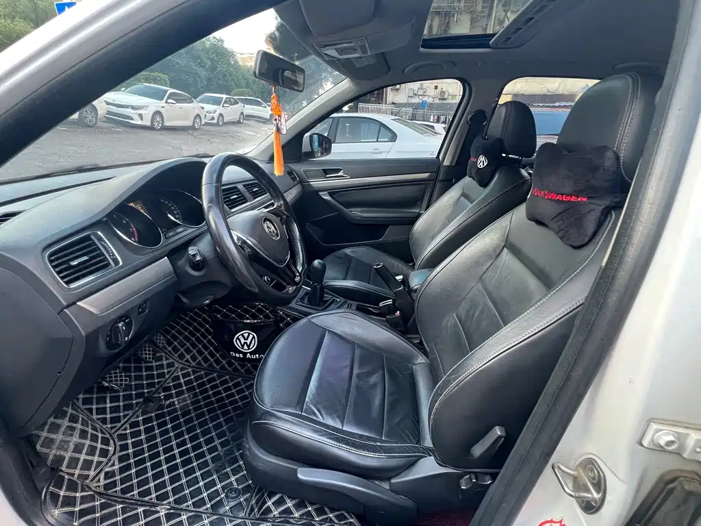 Volkswagen Lavida — миниатюра 10