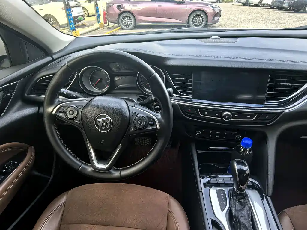 Buick Regal — миниатюра 18