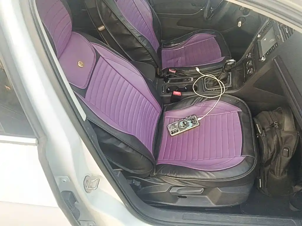 Volkswagen Golf — миниатюра 25