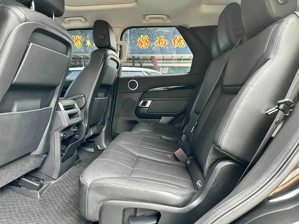 Land Rover Discovery — миниатюра 6