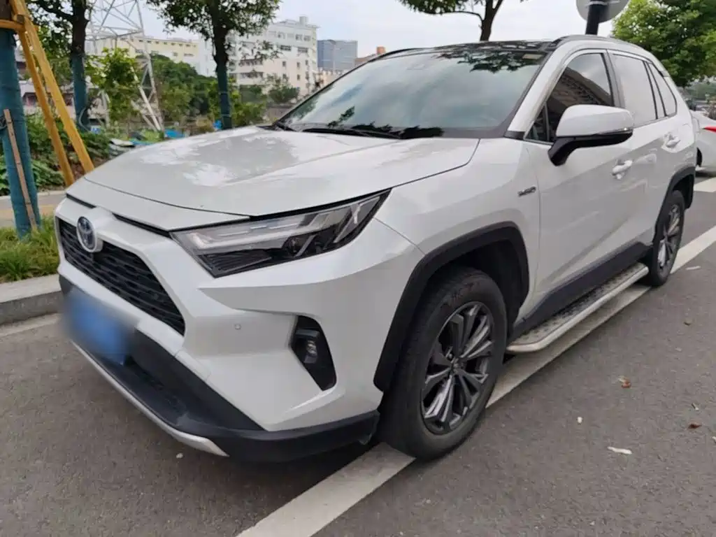 Toyota RAV4 — миниатюра 2